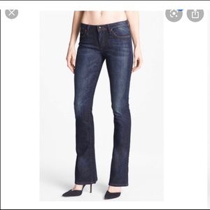 Joe’s Jeans Petite Bootcut In Quinn Wash
